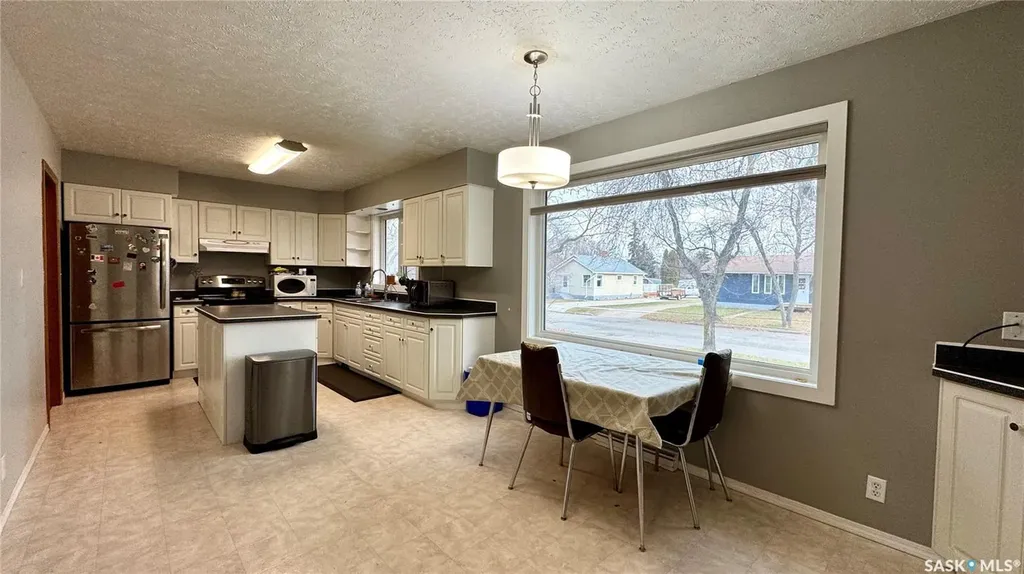 433 Garfield Street Davidson SK S0G 1A0