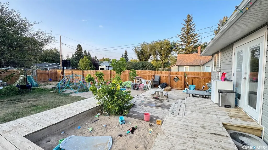 433 Garfield Street Davidson SK S0G 1A0