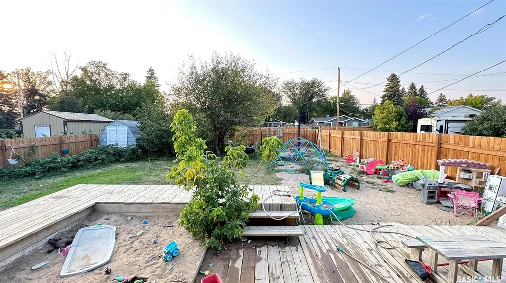 433 Garfield Street Davidson SK S0G 1A0