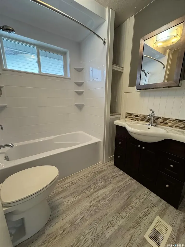 529 Albert Street Hudson Bay SK S0E 0Y0