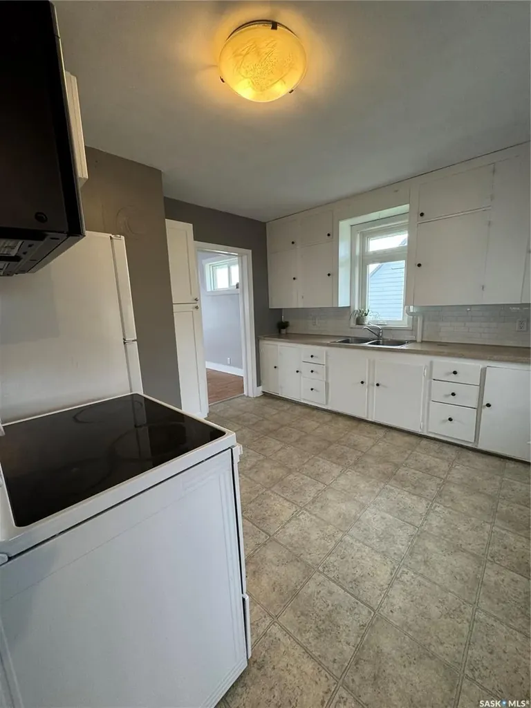 529 Albert Street Hudson Bay SK S0E 0Y0