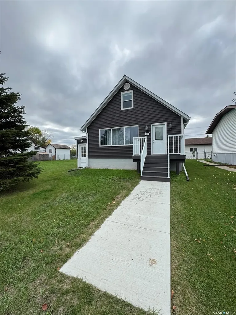 529 Albert Street Hudson Bay SK S0E 0Y0