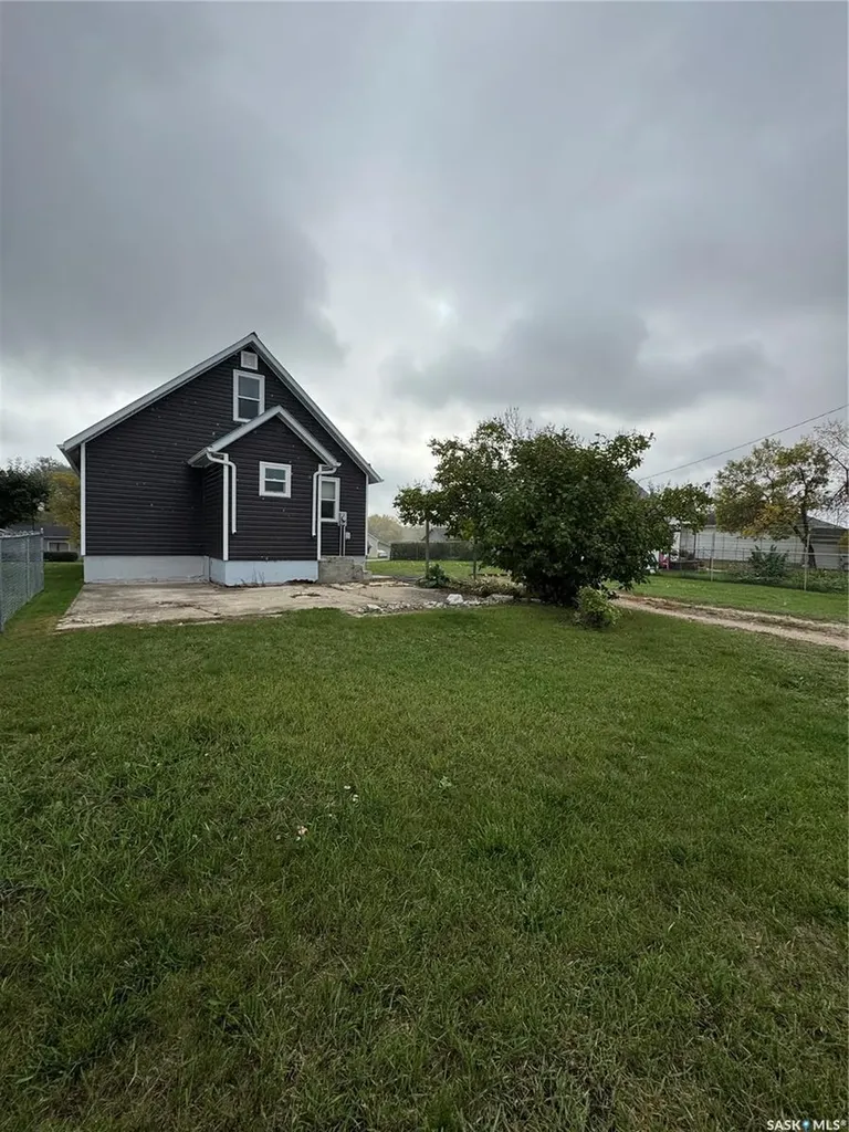 529 Albert Street Hudson Bay SK S0E 0Y0