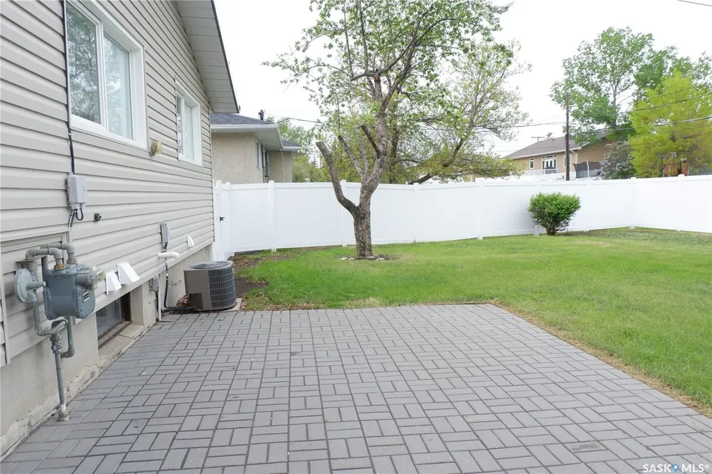 116 Empire Place Assiniboia SK S0H 0B0