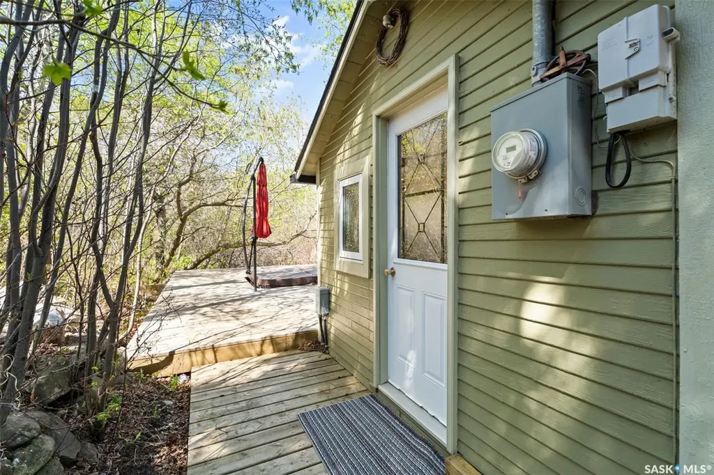 115-117 Evenson Avenue Manitou Beach SK S0K 4T1