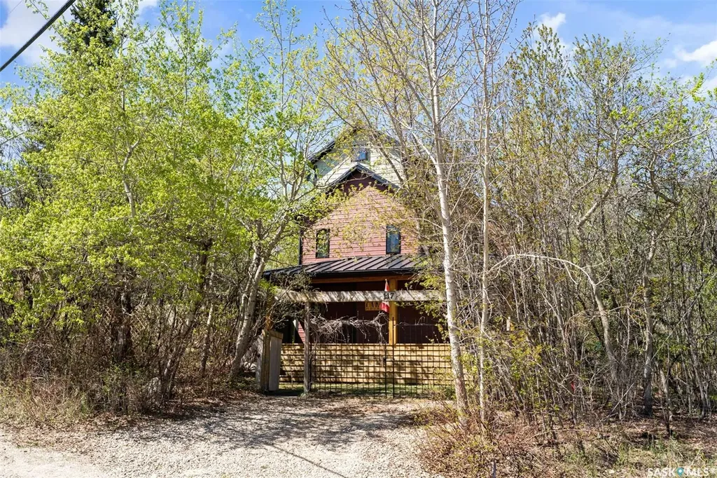 115-117 Evenson Avenue Manitou Beach SK S0K 4T1