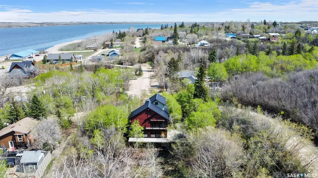 115-117 Evenson Avenue Manitou Beach SK S0K 4T1