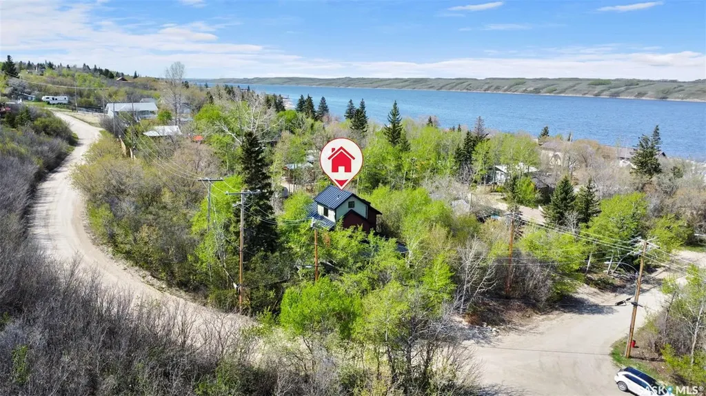 115-117 Evenson Avenue Manitou Beach SK S0K 4T1