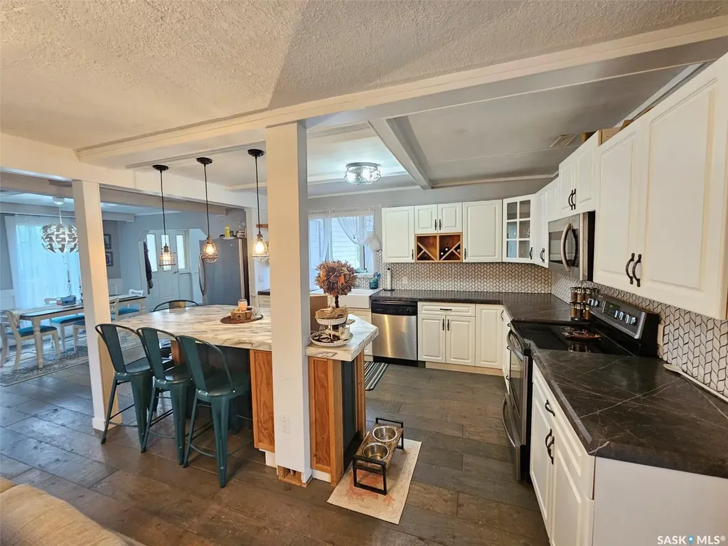 306 West 1st Street Alida SK S0C 0B0