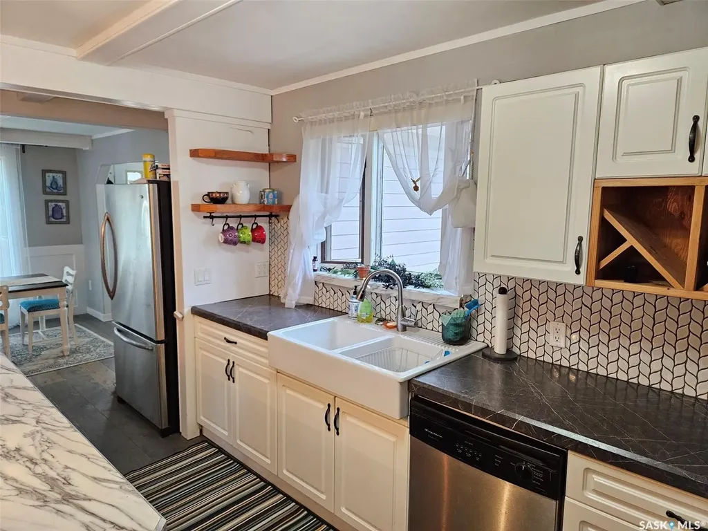 306 West 1st Street Alida SK S0C 0B0