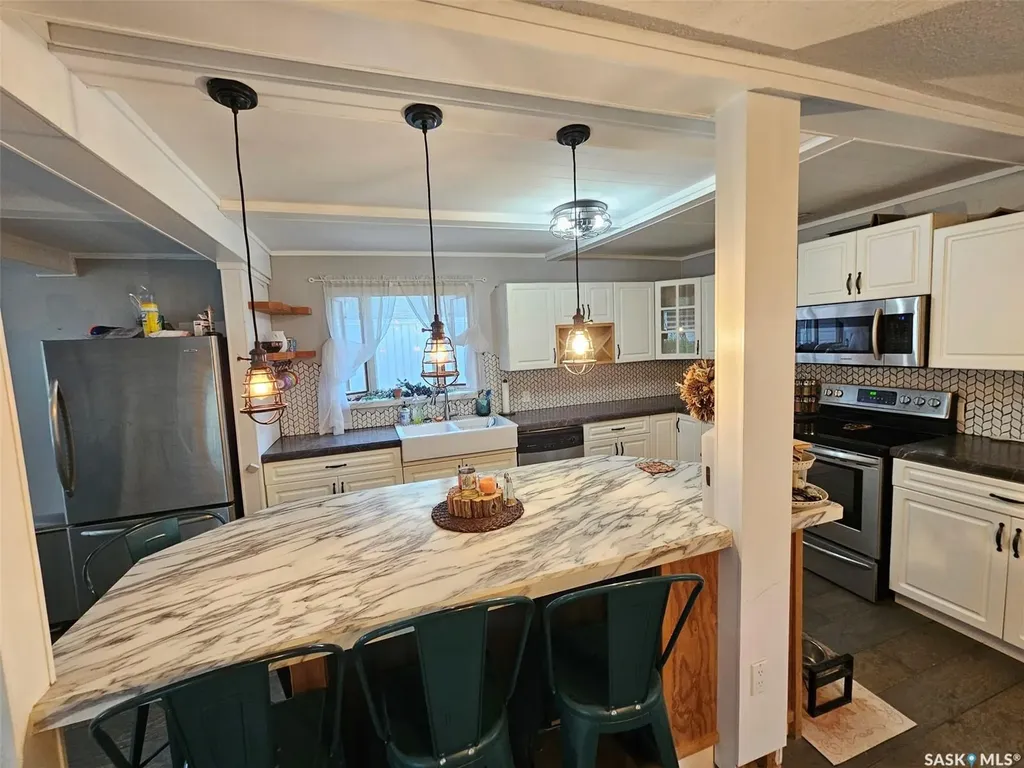 306 West 1st Street Alida SK S0C 0B0