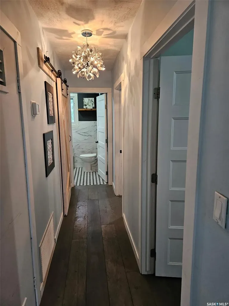 306 West 1st Street Alida SK S0C 0B0