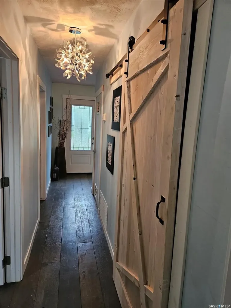 306 West 1st Street Alida SK S0C 0B0