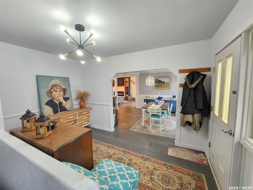 306 West 1st Street Alida SK S0C 0B0