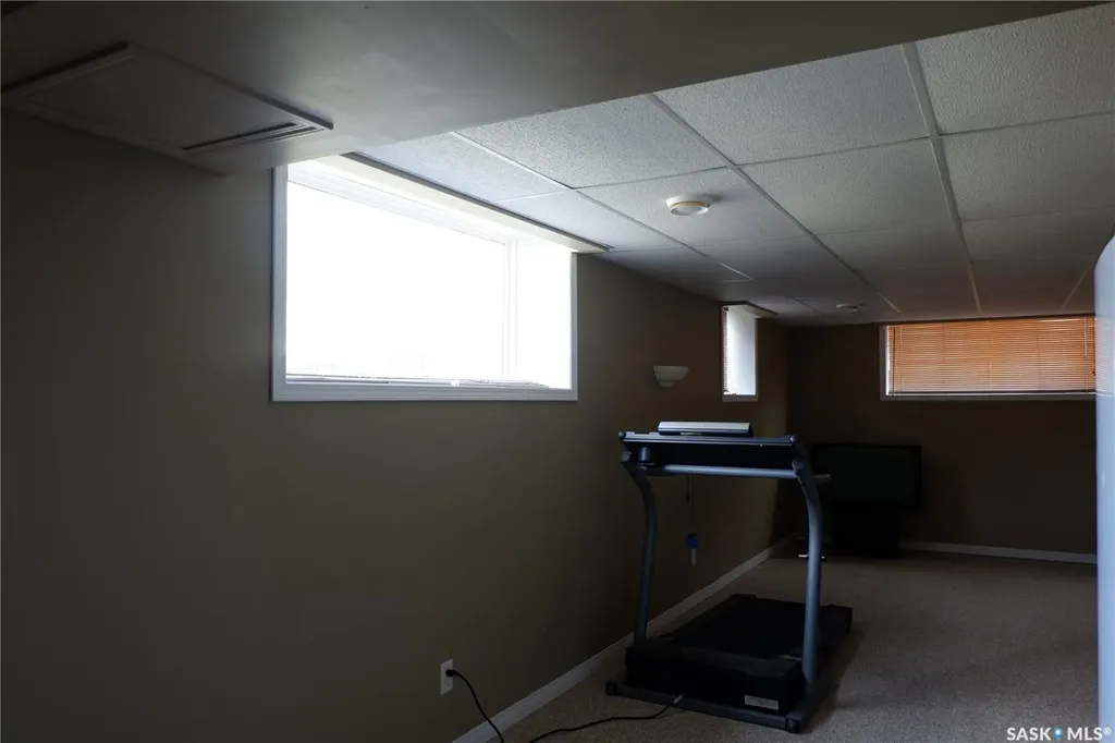 216 Dominion Road Assiniboia SK S0H 0B0