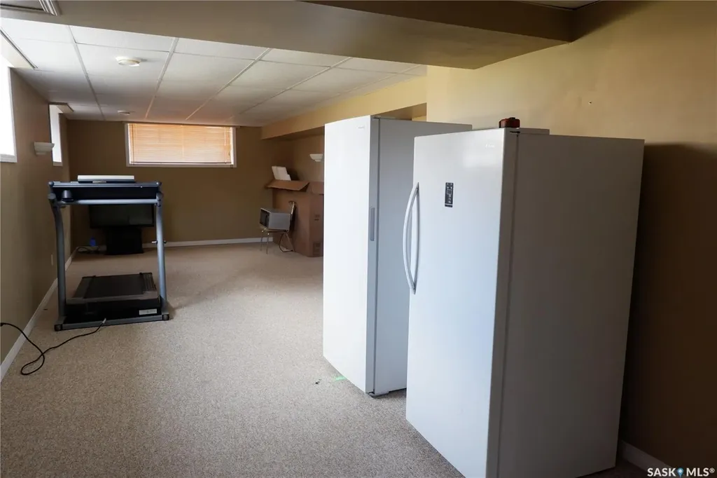 216 Dominion Road Assiniboia SK S0H 0B0