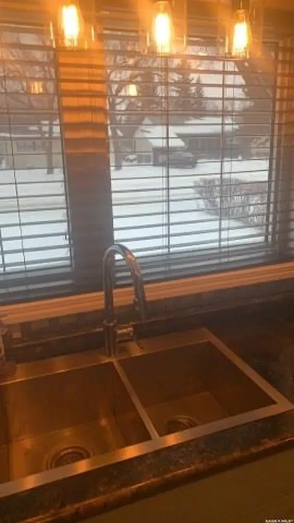 216 Dominion Road Assiniboia SK S0H 0B0