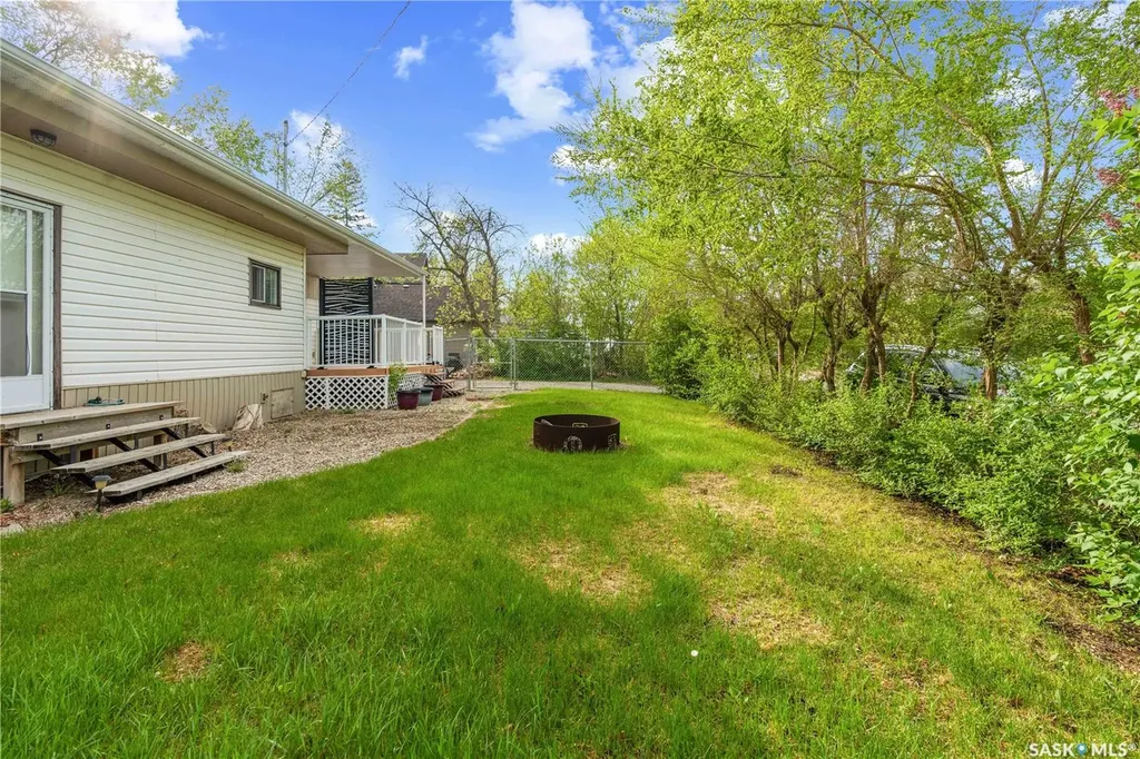 122 Lakeshore Drive Kannata Valley SK S0G 4L0