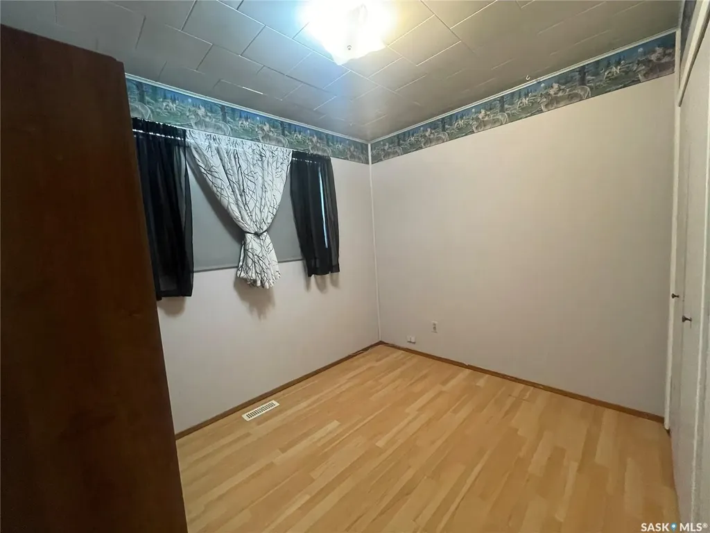 22 West Road Kindersley SK S0L 1S1