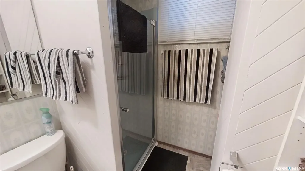 22 West Road Kindersley SK S0L 1S1