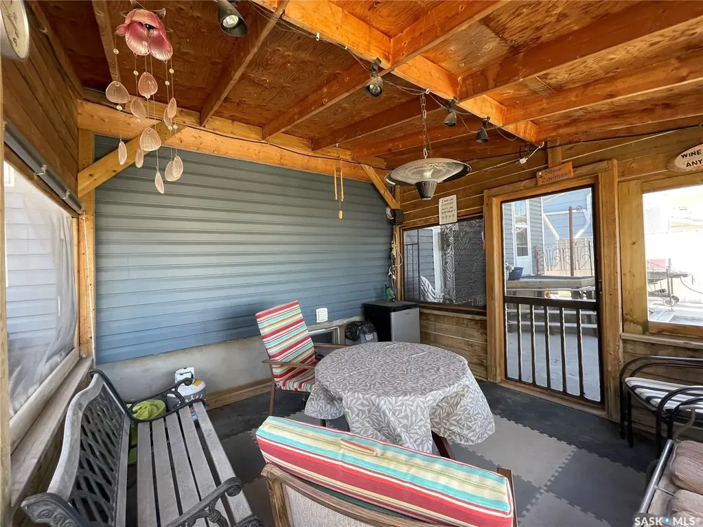 22 West Road Kindersley SK S0L 1S1