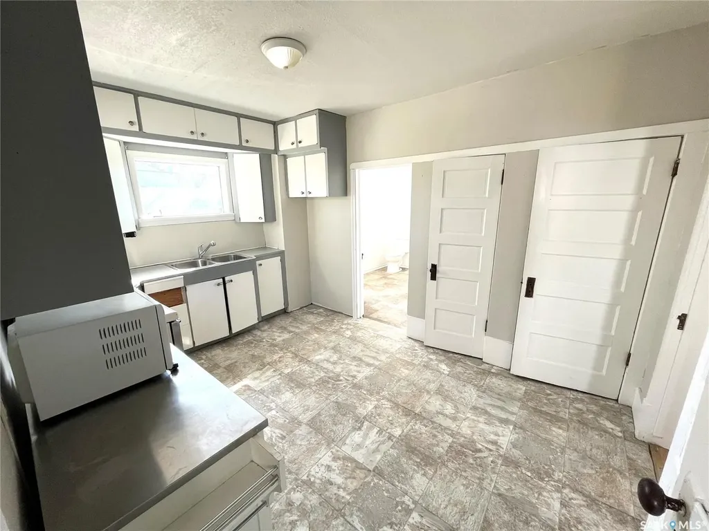 419 Main Street Kipling SK S0G 2S0