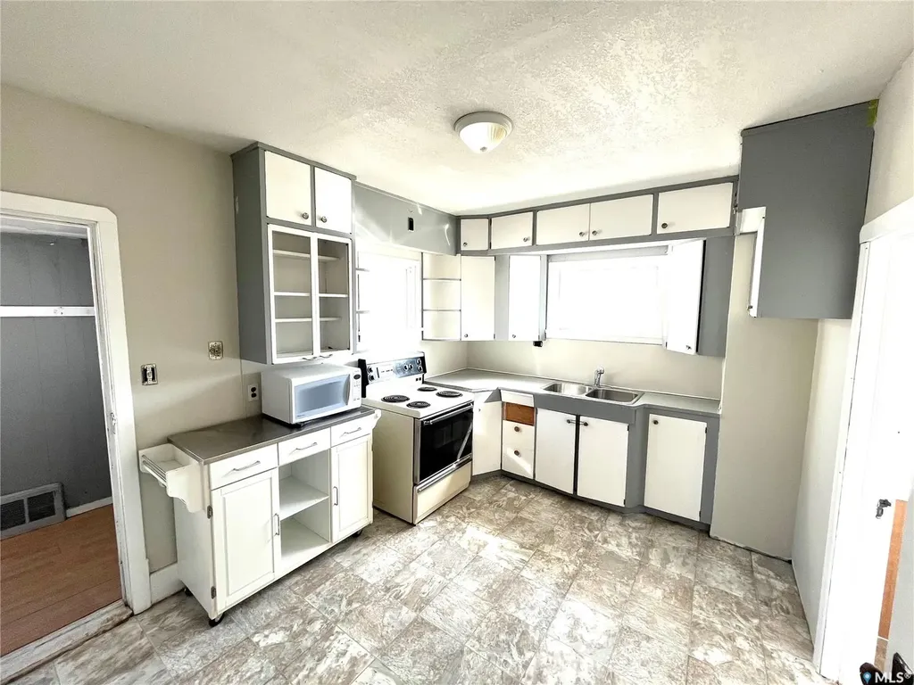 419 Main Street Kipling SK S0G 2S0