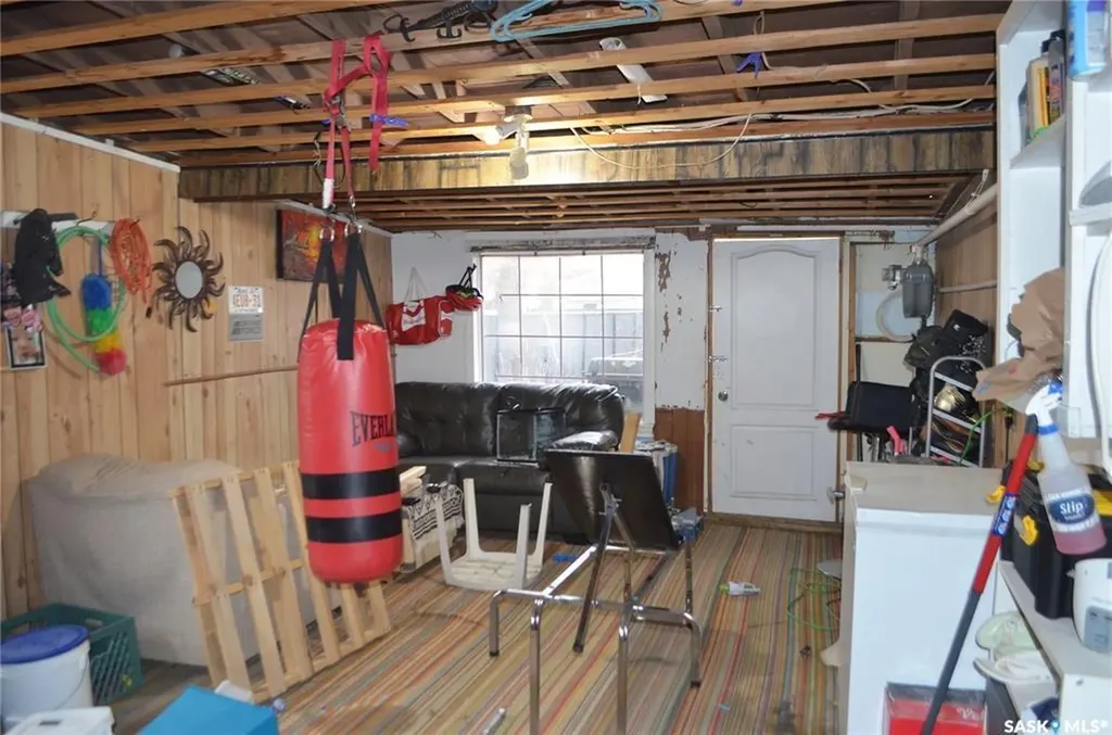 207 3rd Avenue W Kindersley SK S0L 1S0