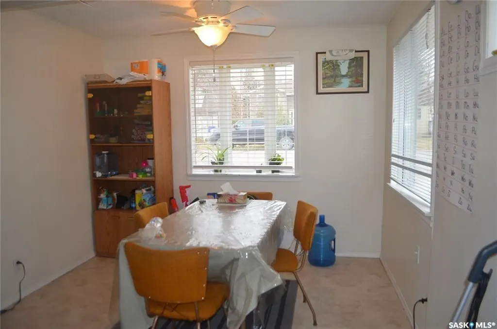 207 3rd Avenue W Kindersley SK S0L 1S0