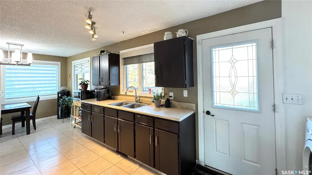 122 Hamilton Street Davidson SK S0G 1A0