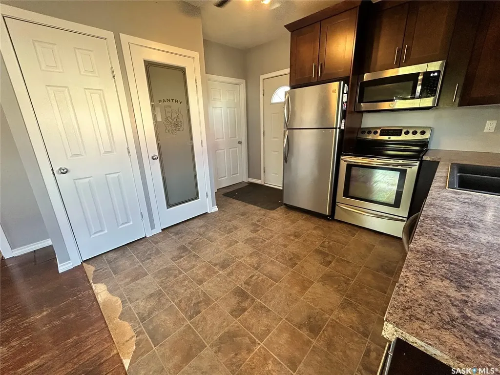 205 Carl Avenue E Langenburg SK S0A 2A0