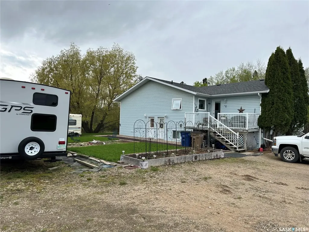 228 6th Avenue N Big River SK S0J 0E0