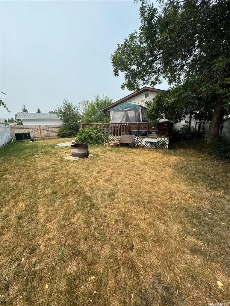713 Birch Crescent Hudson Bay SK S0E 0Y0