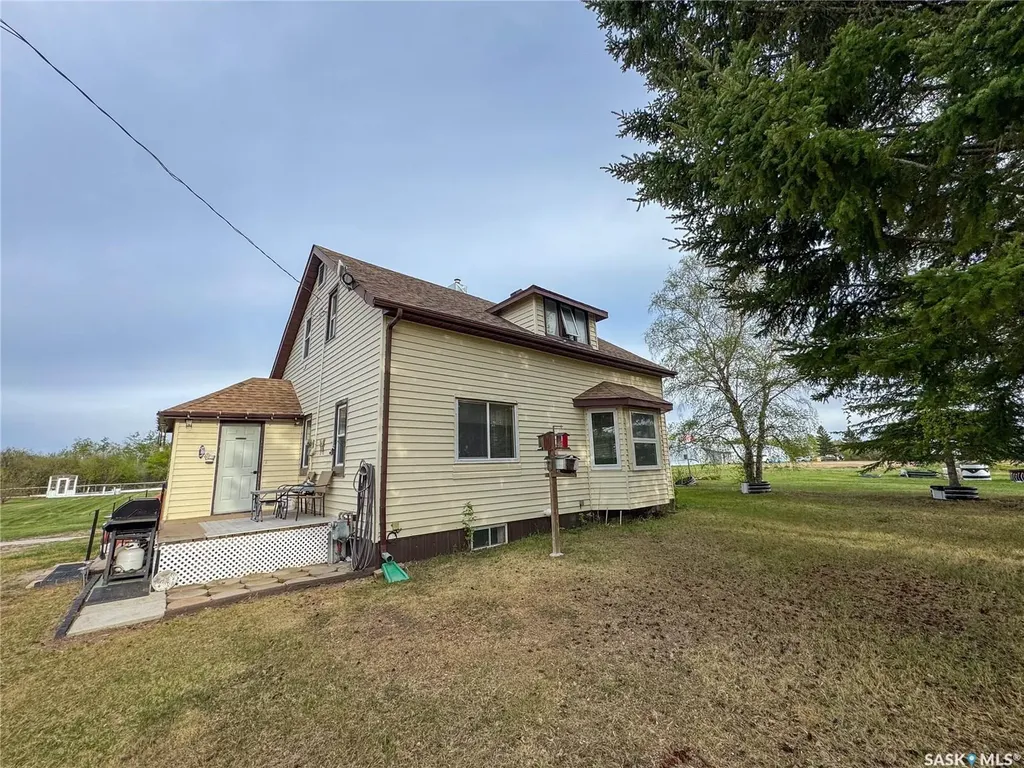 22 Main Street Invergordon Rm No. 430 SK S0K 1A0