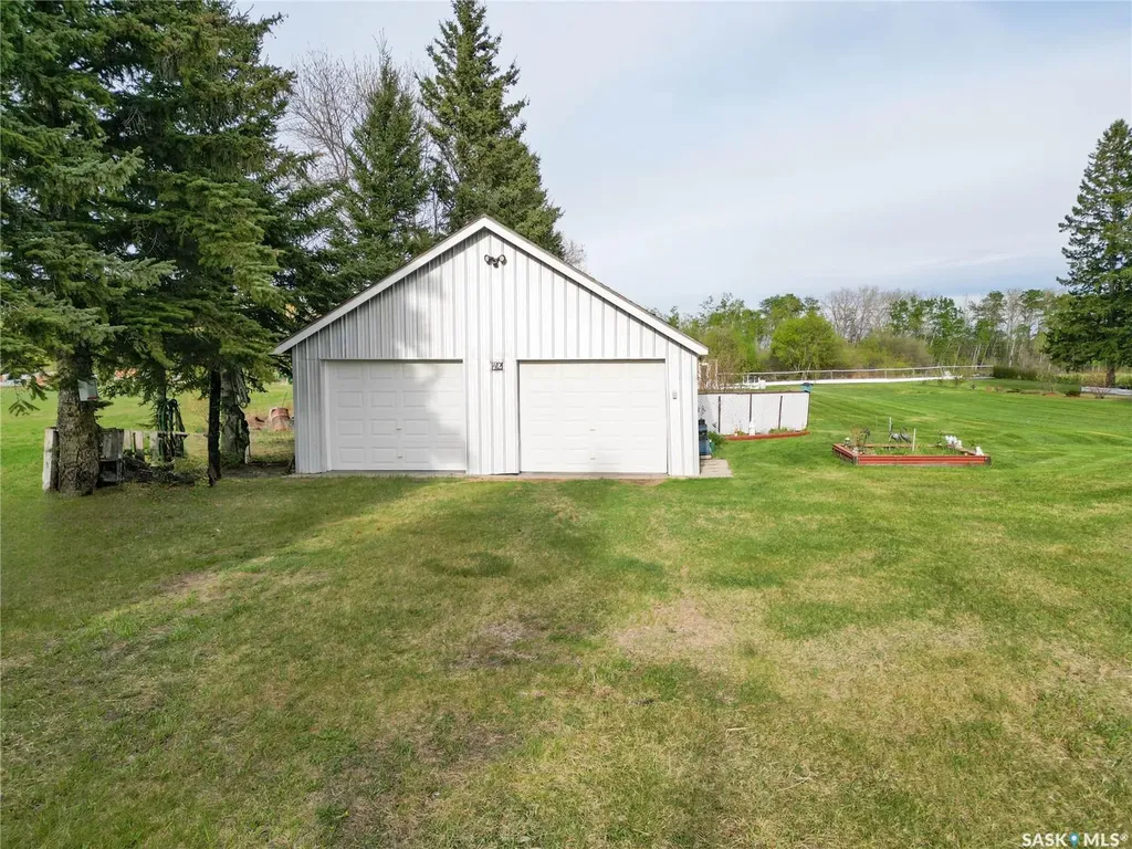 22 Main Street Invergordon Rm No. 430 SK S0K 1A0