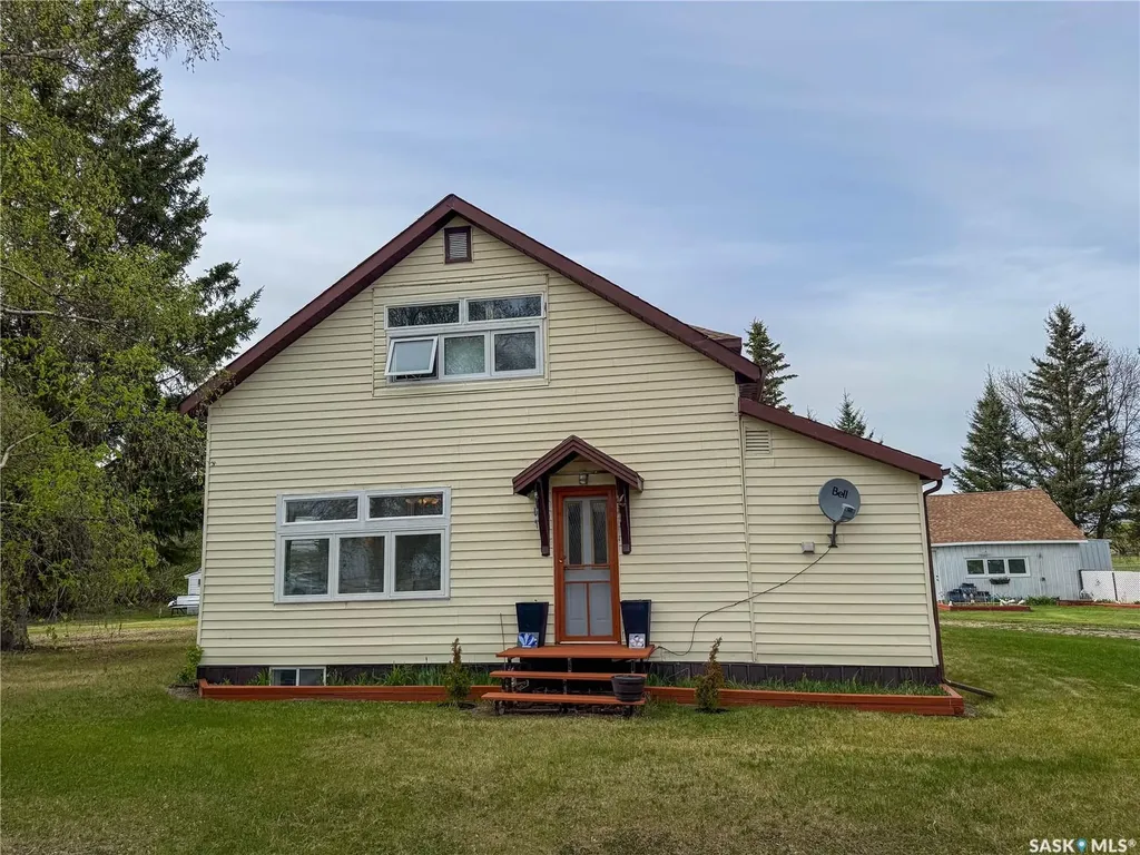 22 Main Street Invergordon Rm No. 430 SK S0K 1A0