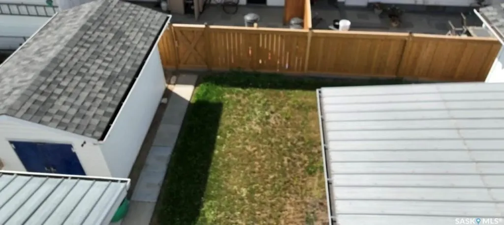 715 6th Avenue Hudson Bay SK S0E 0Y0