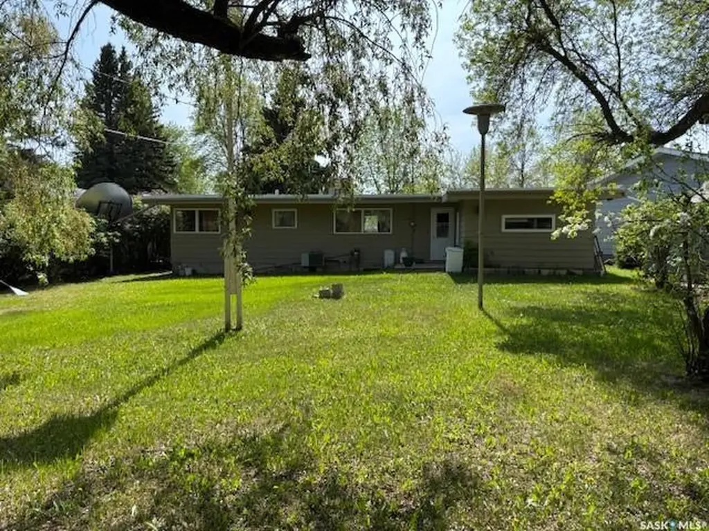 150 Shevchenko Crescent Canora SK S0A 0L0