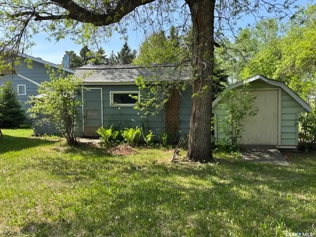 150 Shevchenko Crescent Canora SK S0A 0L0