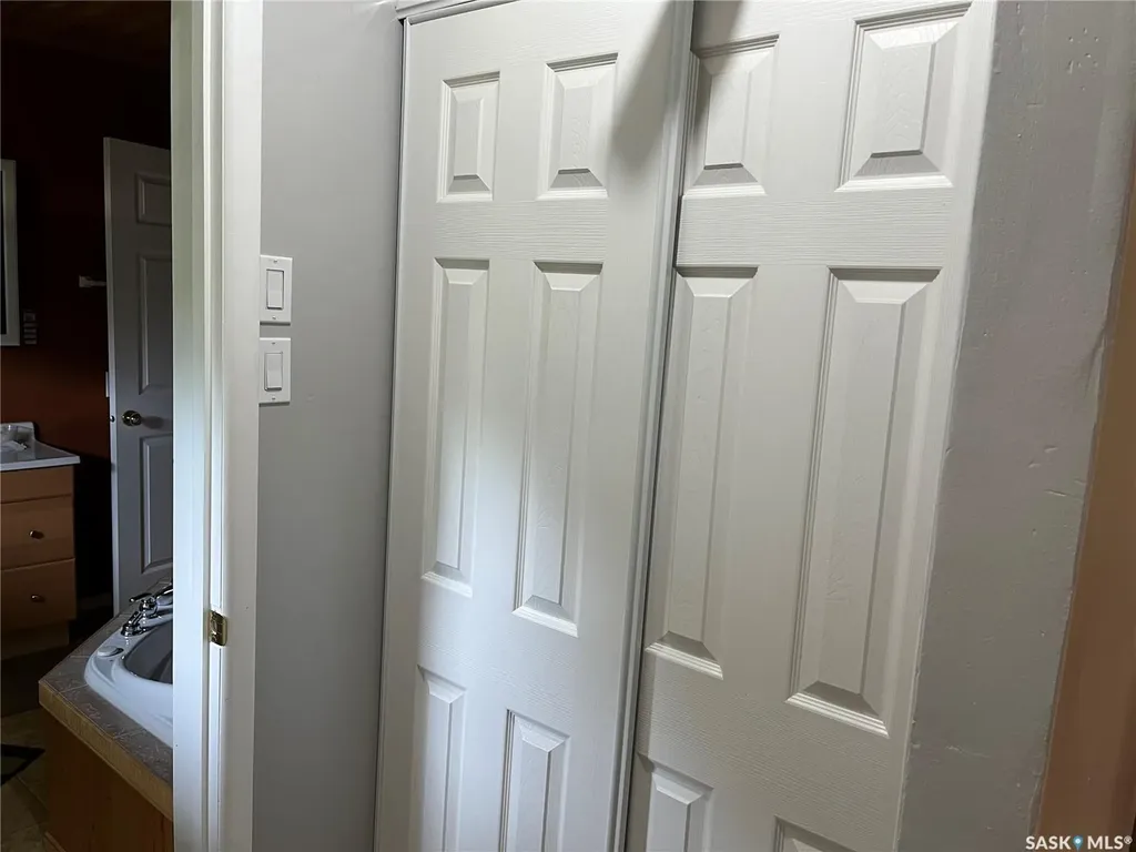 204 William Street Hazenmore SK S0H 1C0