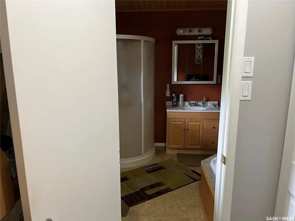 204 William Street Hazenmore SK S0H 1C0