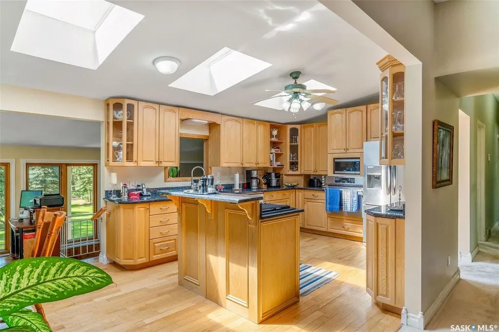 543 Pineland Place Buckland Rm No. 491 SK S6V 5R3