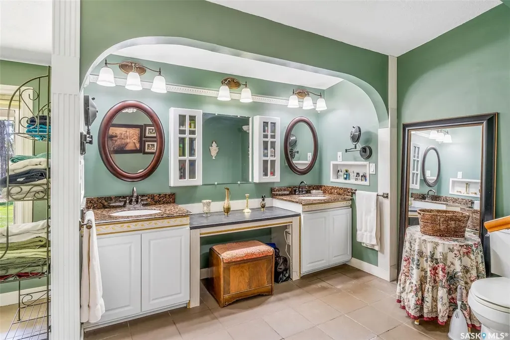 543 Pineland Place Buckland Rm No. 491 SK S6V 5R3