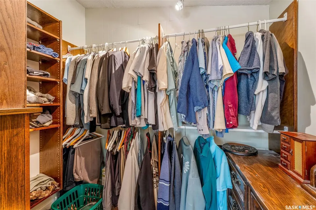 543 Pineland Place Buckland Rm No. 491 SK S6V 5R3