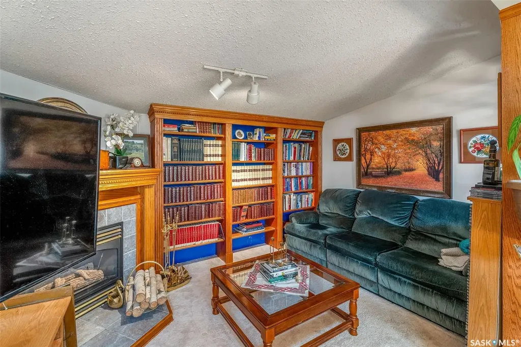 543 Pineland Place Buckland Rm No. 491 SK S6V 5R3