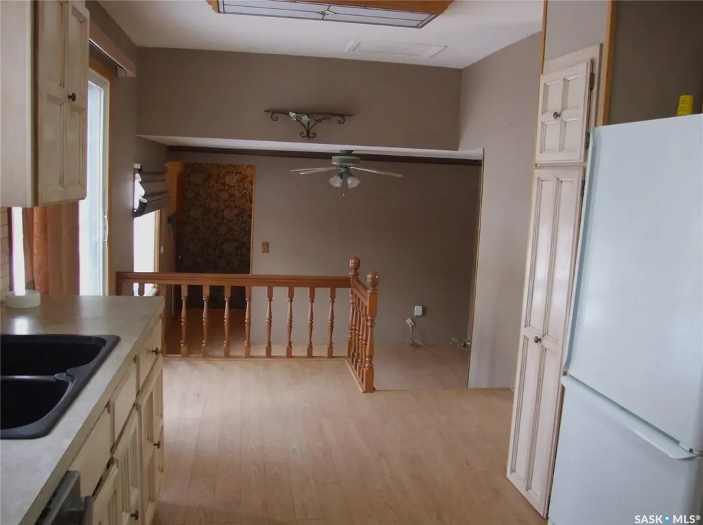 201 8th Street W Leader SK S0N 1H0