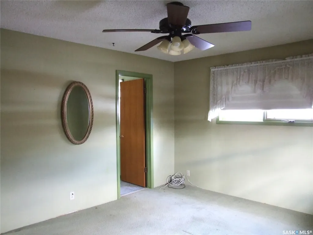 201 8th Street W Leader SK S0N 1H0