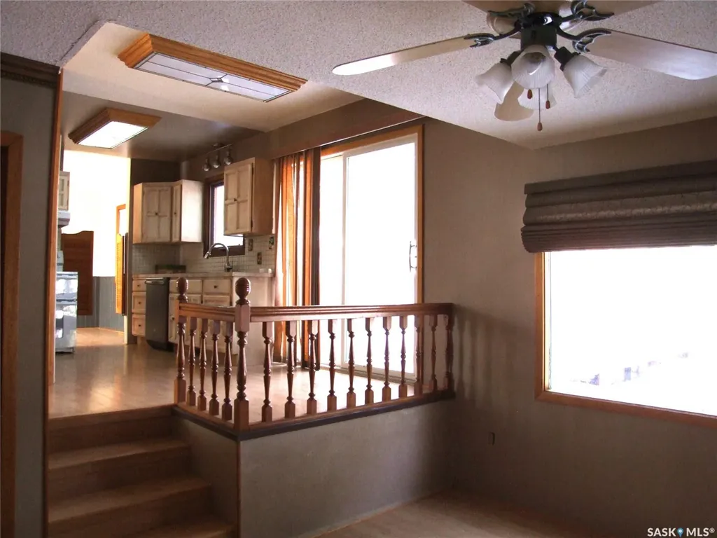 201 8th Street W Leader SK S0N 1H0