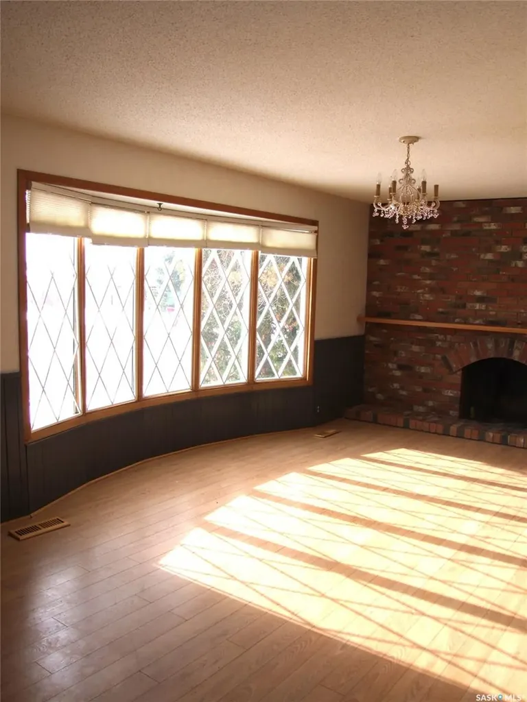 201 8th Street W Leader SK S0N 1H0