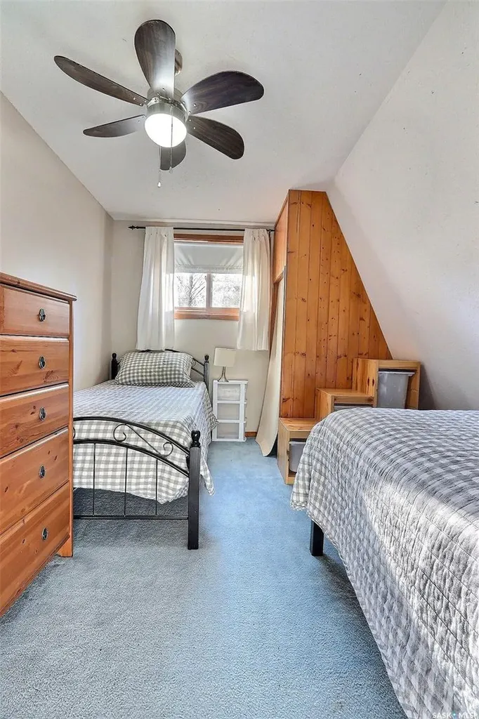 2 3rd Crescent Candle Lake SK S0J 3E0